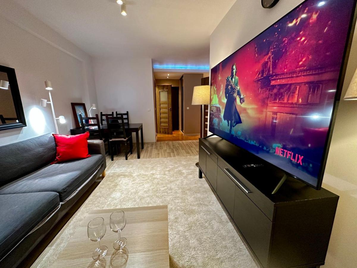 Decor 3 Metro Fast Wifi 1Gbs 80'Tv Hbo Disney Appletv ワルシャワ エクステリア 写真