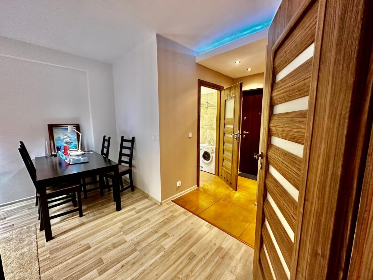Decor 3 Metro Fast Wifi 1Gbs 80'Tv Hbo Disney Appletv ワルシャワ エクステリア 写真