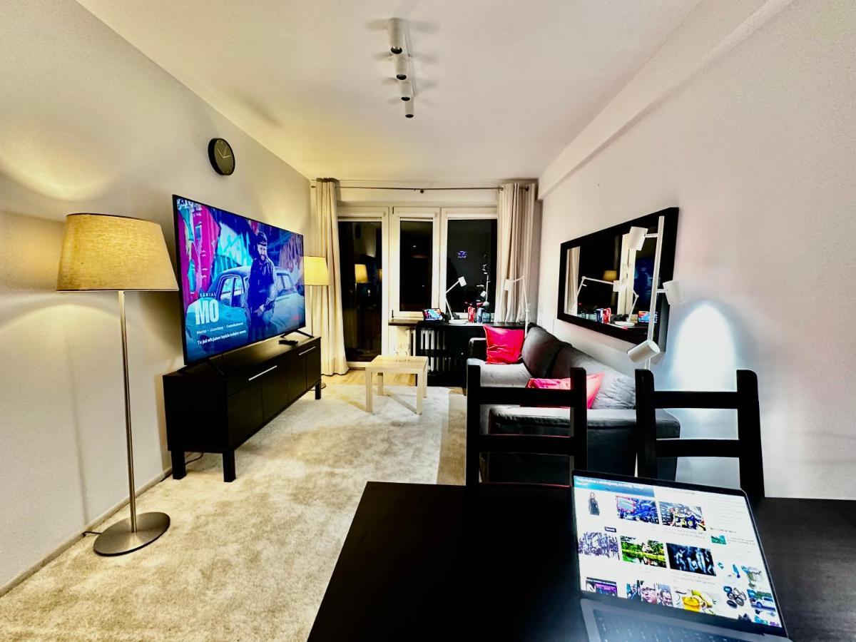 Decor 3 Metro Fast Wifi 1Gbs 80'Tv Hbo Disney Appletv ワルシャワ エクステリア 写真